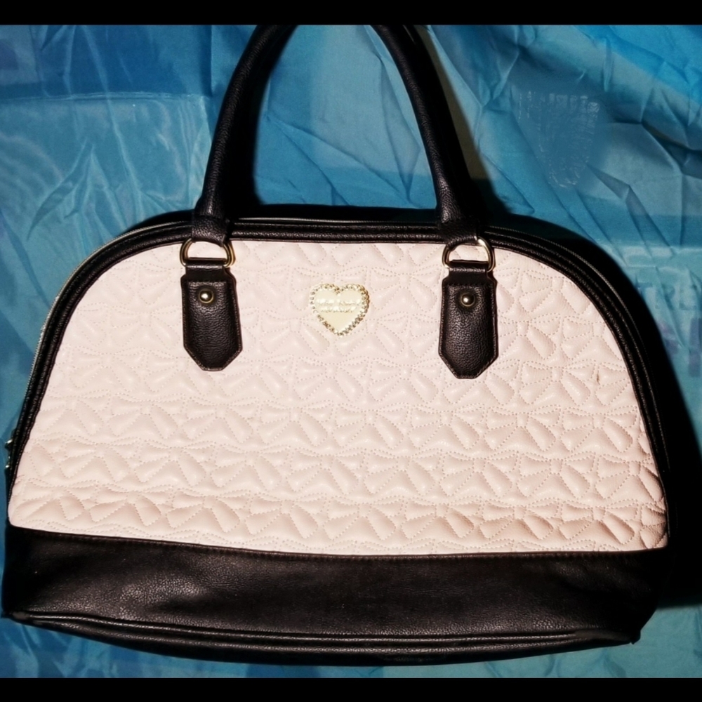 Pink Betsey Johnson purse